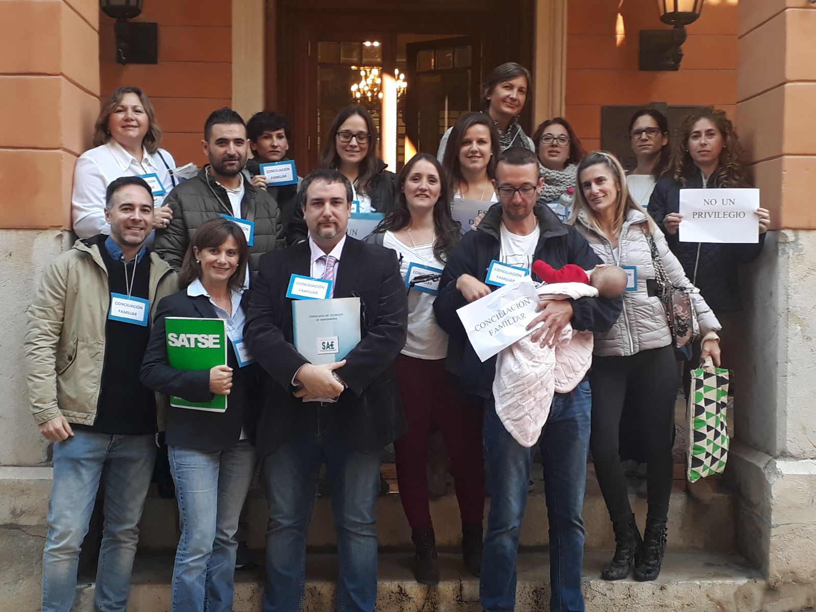 Enfermeras en el Parlament