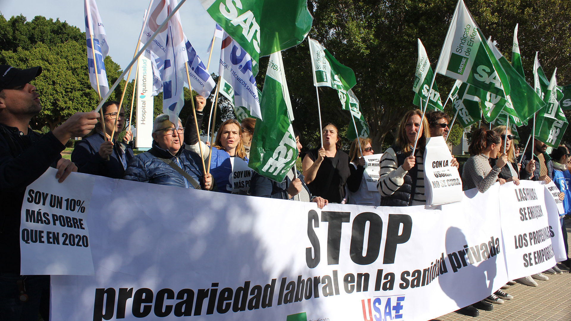 Concentración contra el convenio colectivo de la sanidad privada